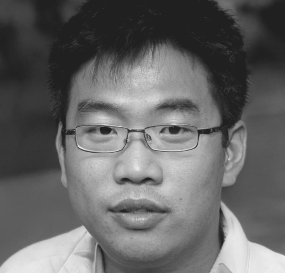 David Chen, Risk Management Specialist